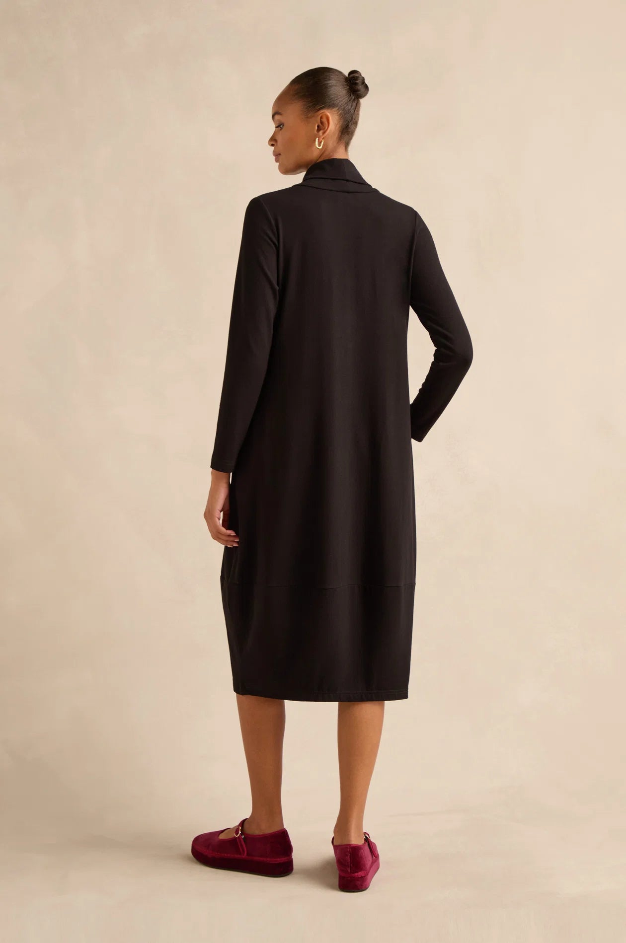 picture of Sahara Fluid Crepe Bubble Dress - Black - Number Two - womens - fashion - clothing - Sahara 4